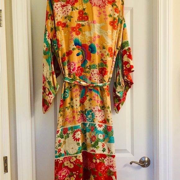 Spell And The Gypsy Delilah Kimono - Picture 5 of 10